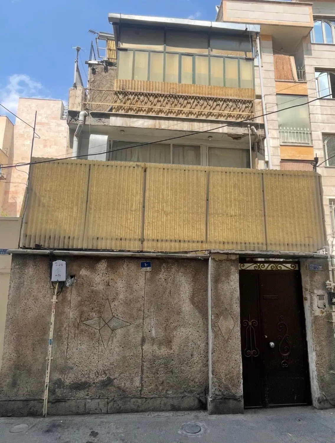 ملک کلنگی قابل سکونت و ساخت