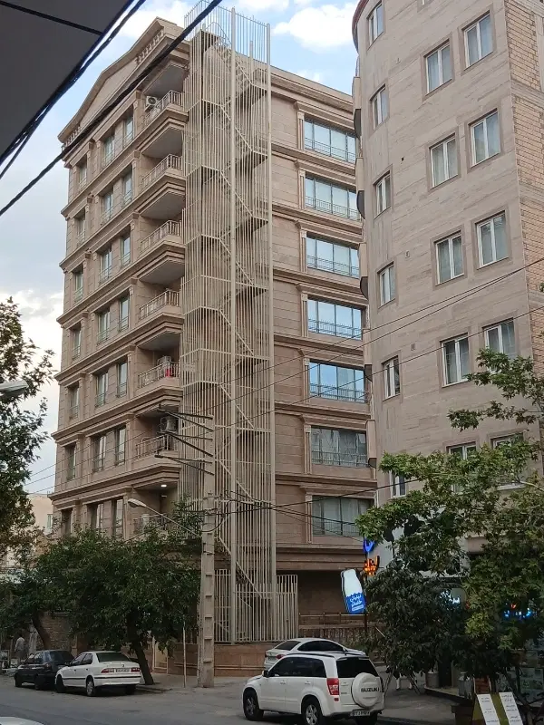 اجاره ۱۵۰ متر مافی