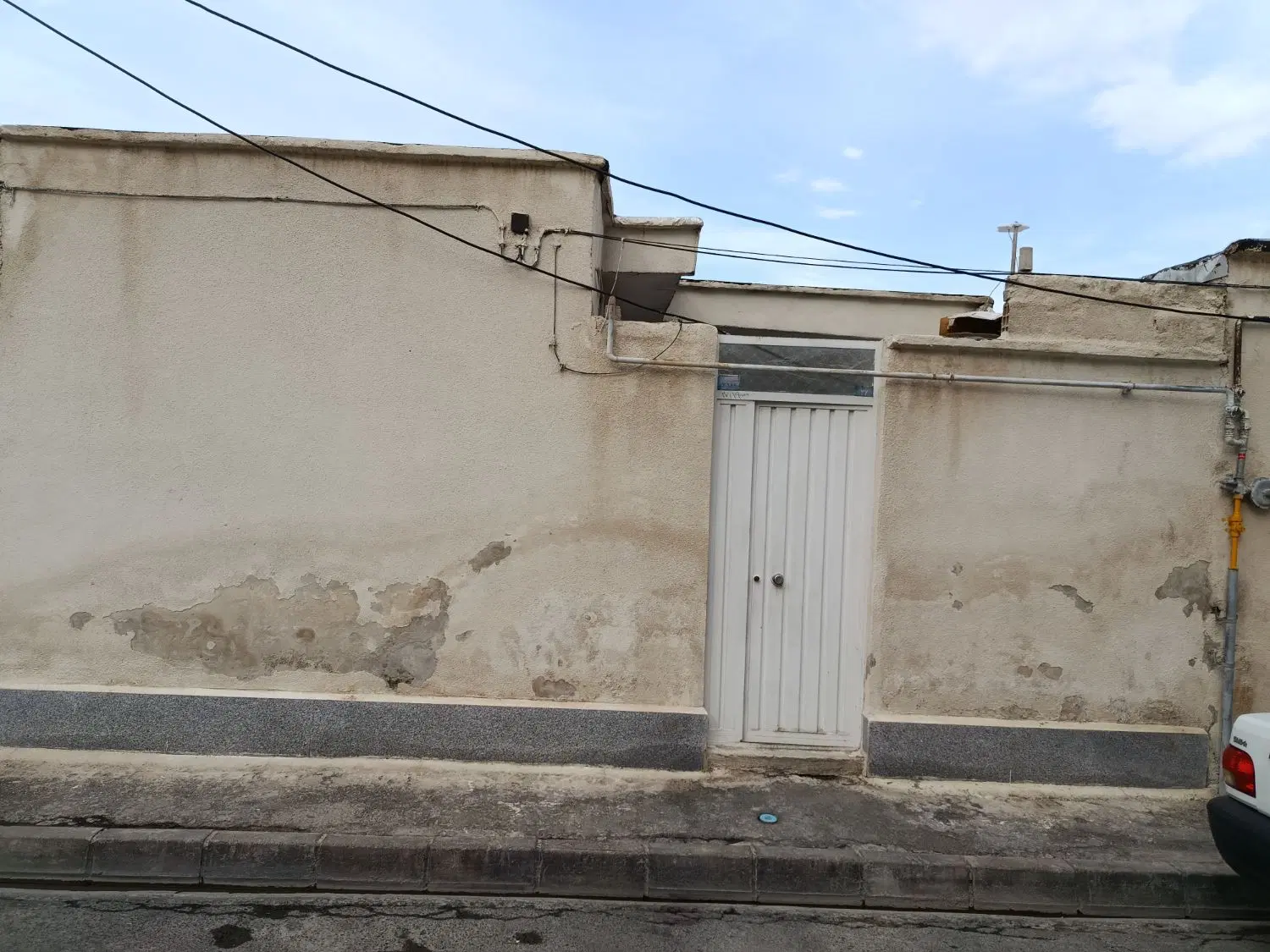 خانه ای در خیابان المهدی