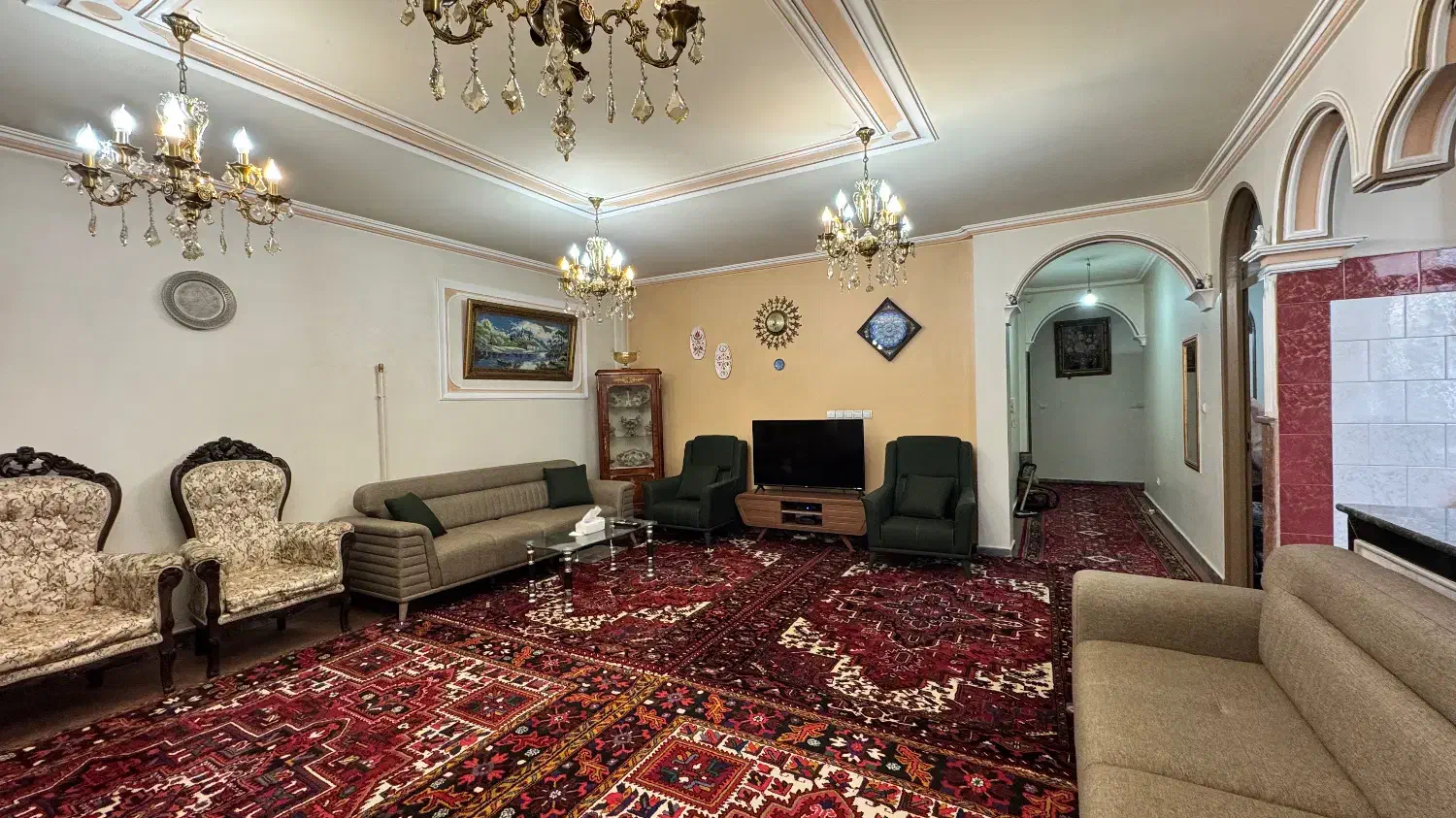 آپارتمان شخصی ساز تک واحد دربهترین لوکیشن شهرک نور