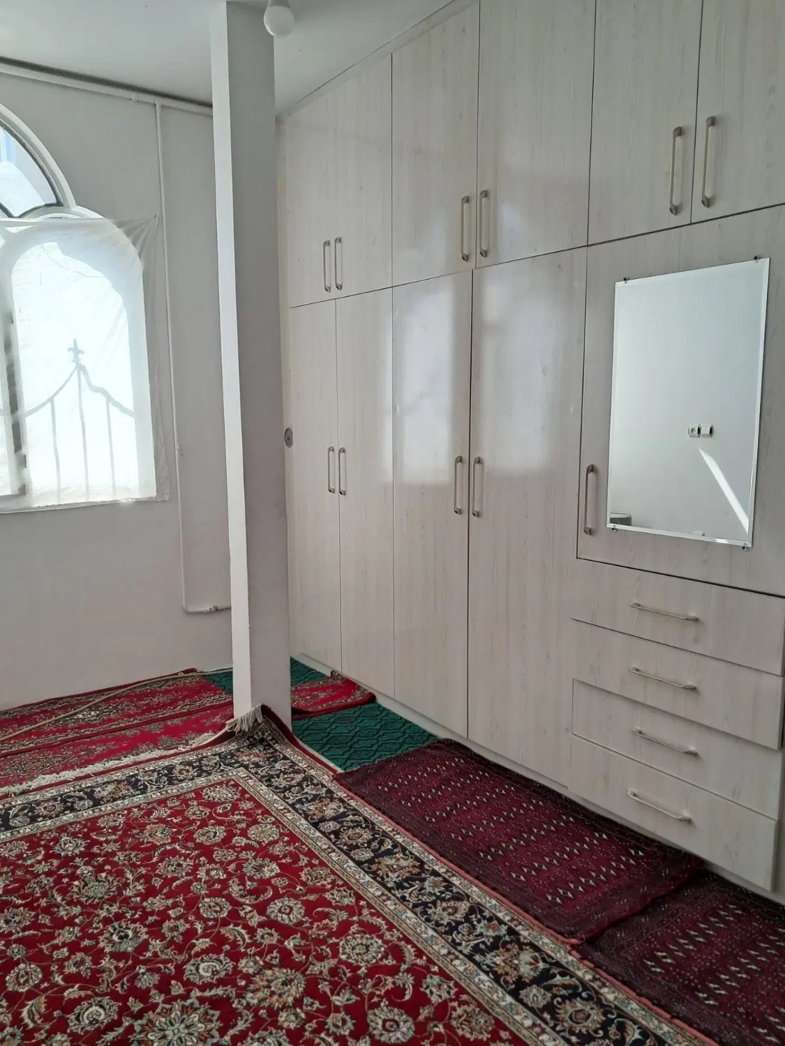آپارتمان ۹۰ متری یک خوابه طبقه اول دونبش