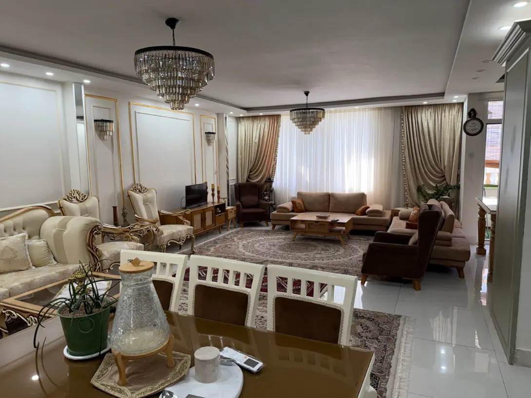 آپارتمان ویلایی طبقه دوم