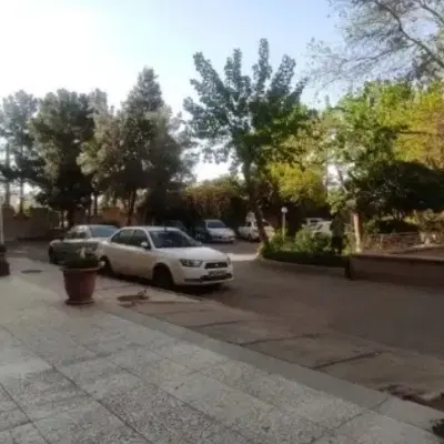 اپارتمان ۹۵ متری تک واحدی فلکه ماه فرخی