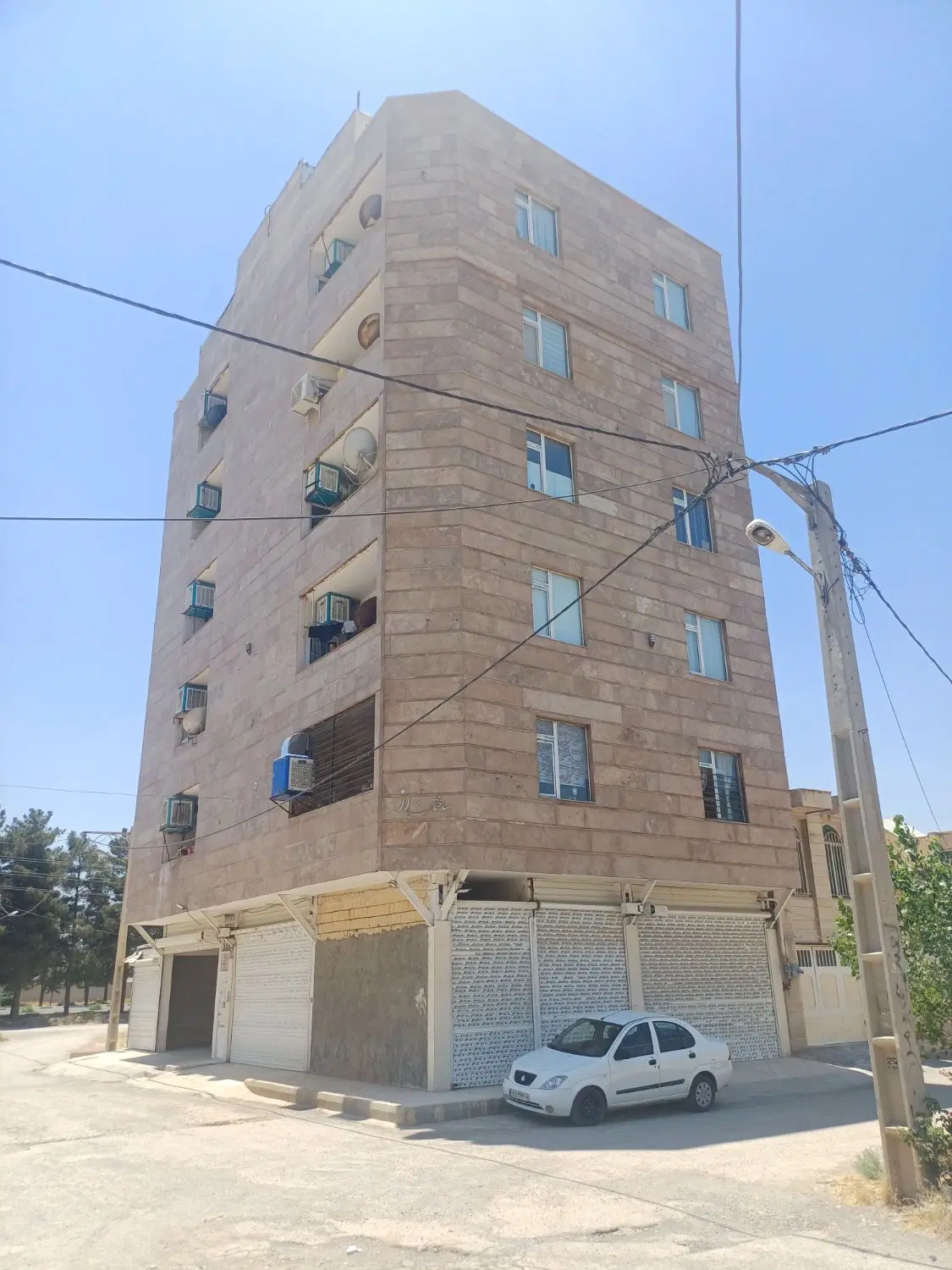 یک واحد آپارتمان