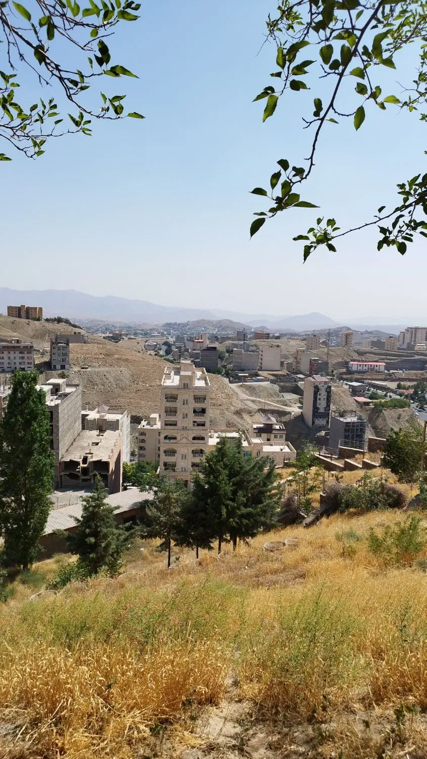 زمینی به مساحت 300 متری(شهرک نور)