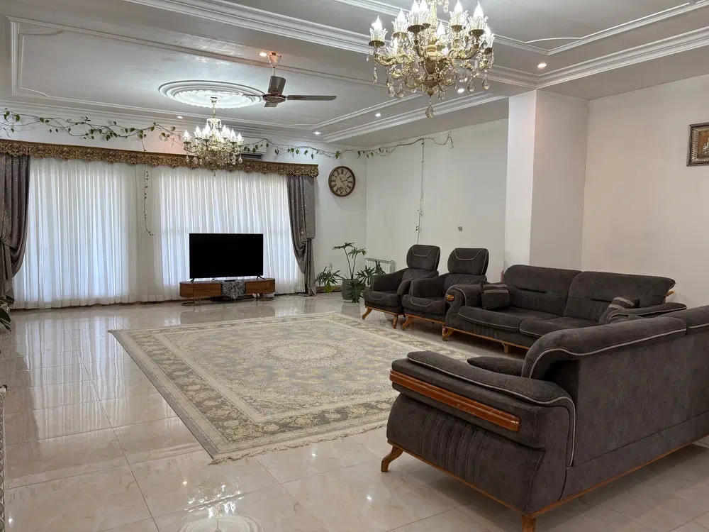 دوخواب تراسدار بالباسشویی نزدیک دریا