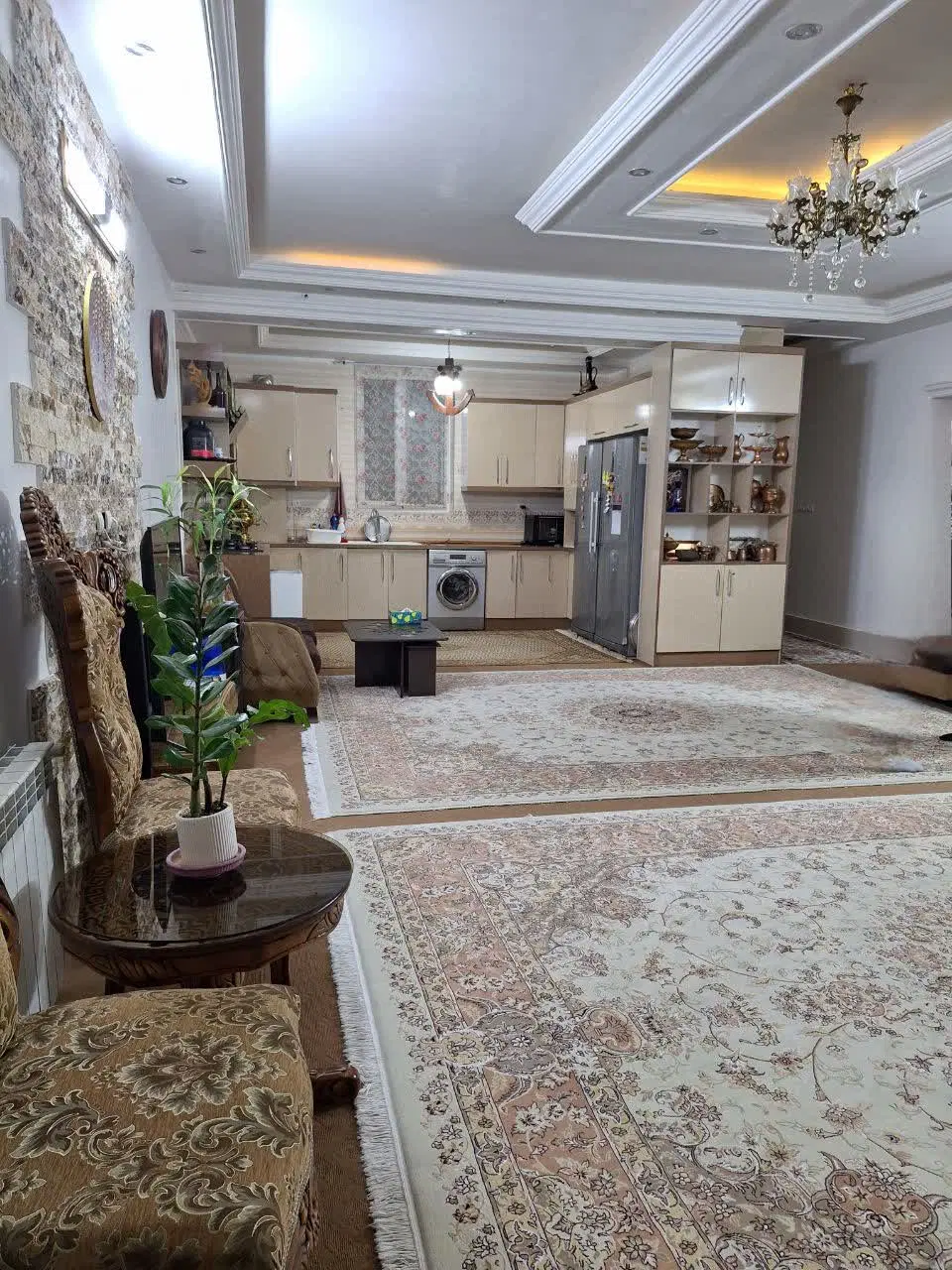 فروش ویلایی ۲۰۰ متری شهرک گلستان