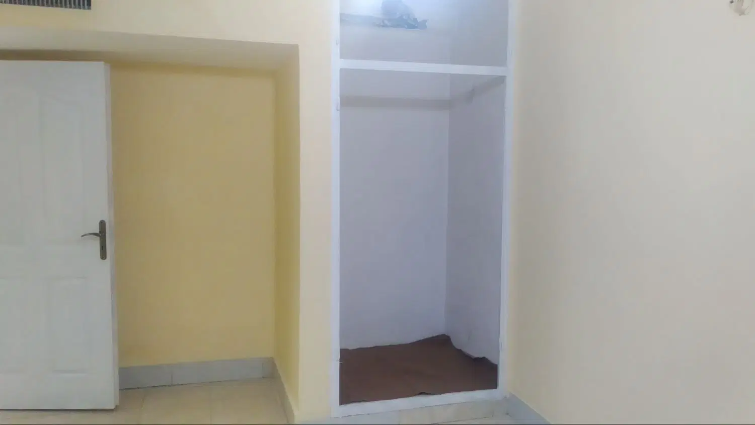 رهن و اجاره منزل سه خواب بلوار حافظ ورودی صدرا
