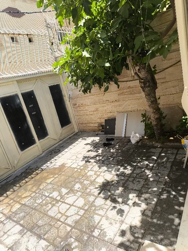 ویلایی خ صباحی