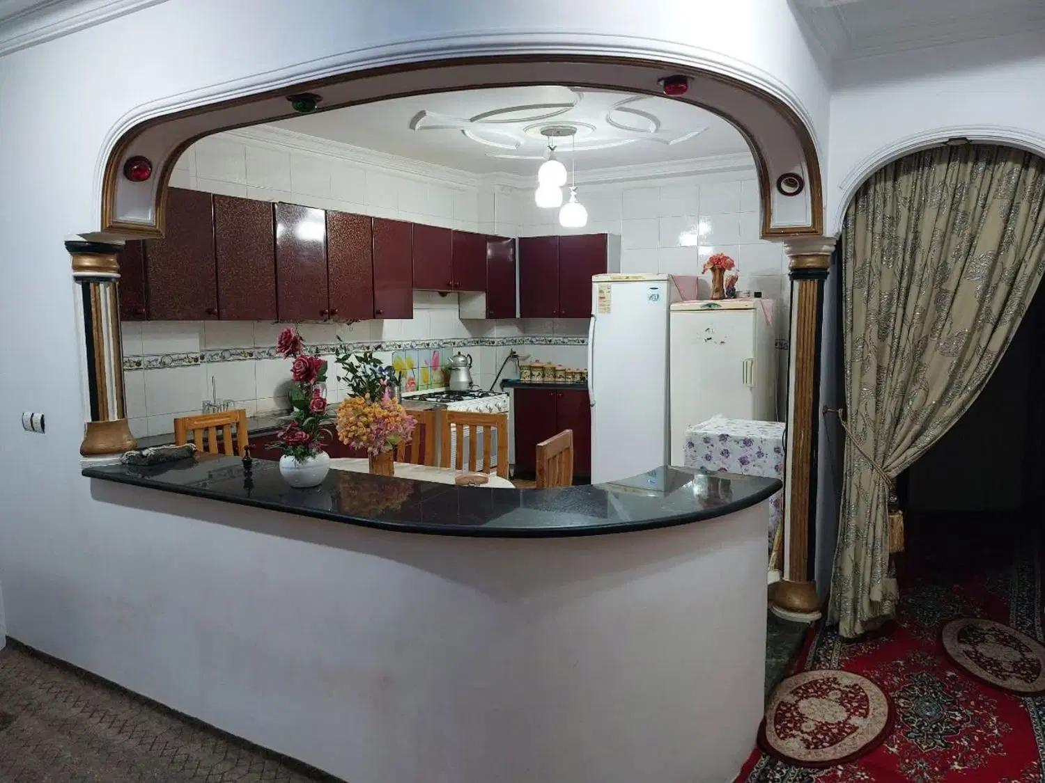 سویت واپارتمانی مرکزشهر نزدیک دریاوجنگل
