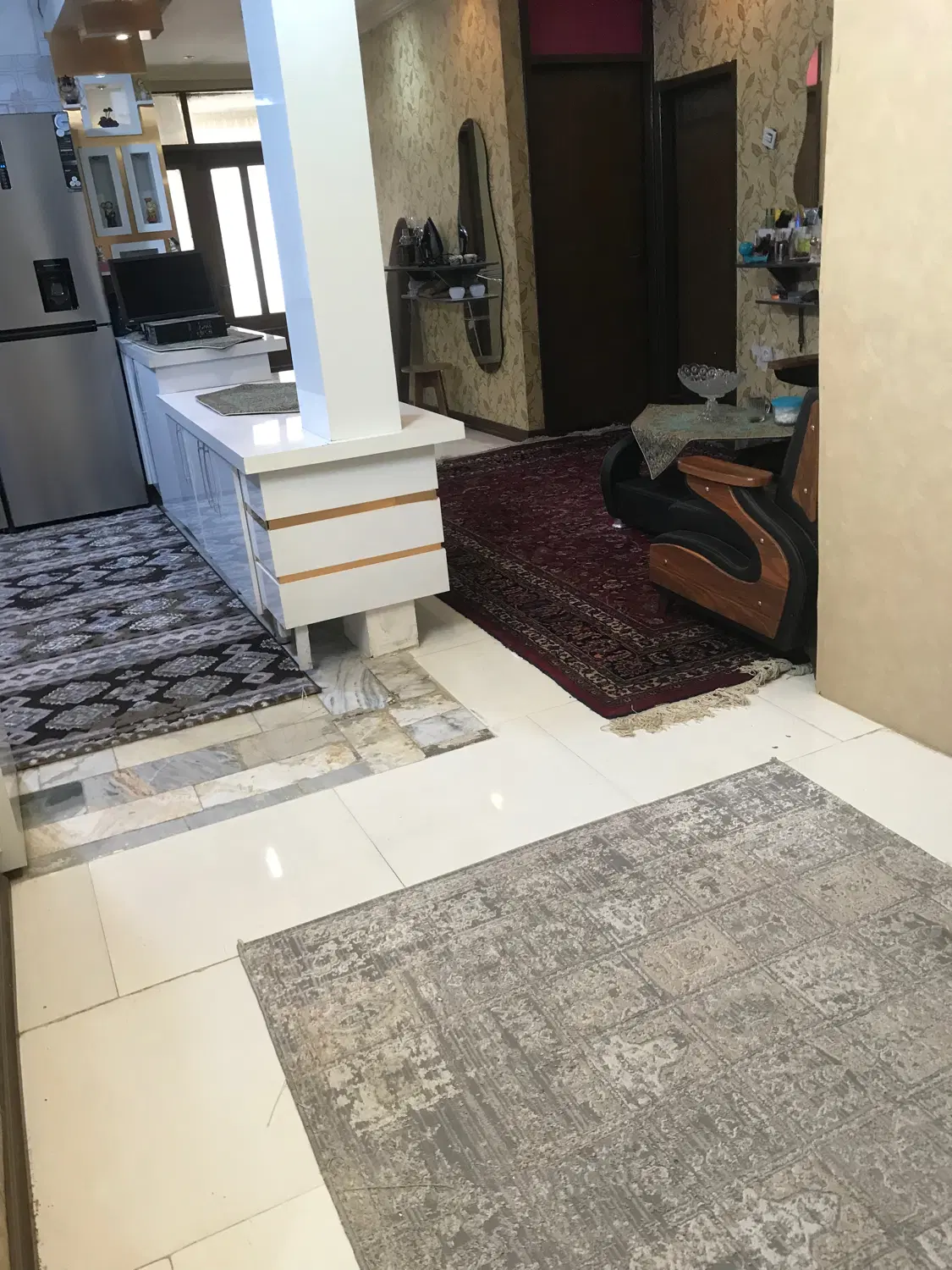 خوابگاه دخترانه