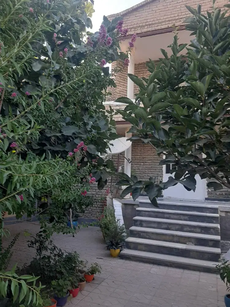 فروش یکدستگاه ساختمان ویلایی