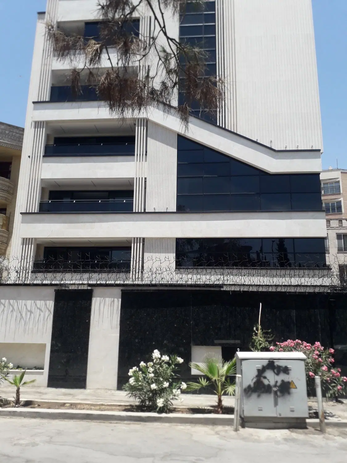 فروش اپارتمان نظر غربی ۲۵_۵میلیارد