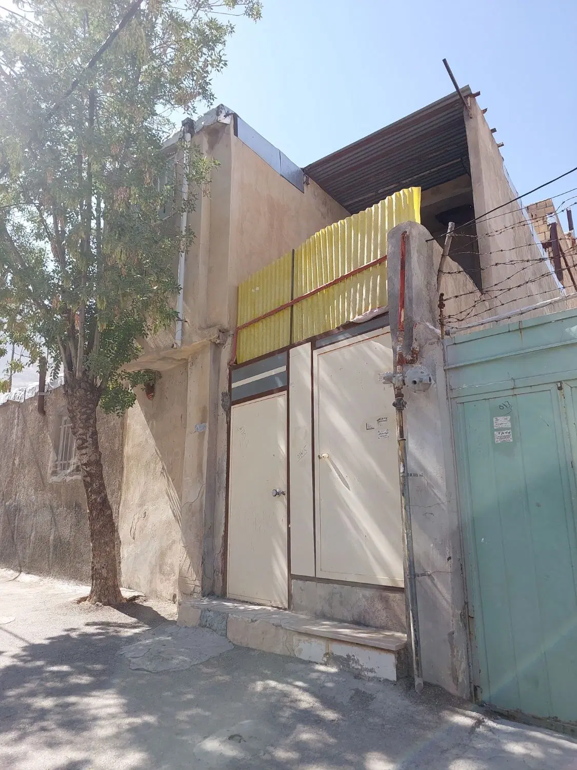 خانه دو طبقه