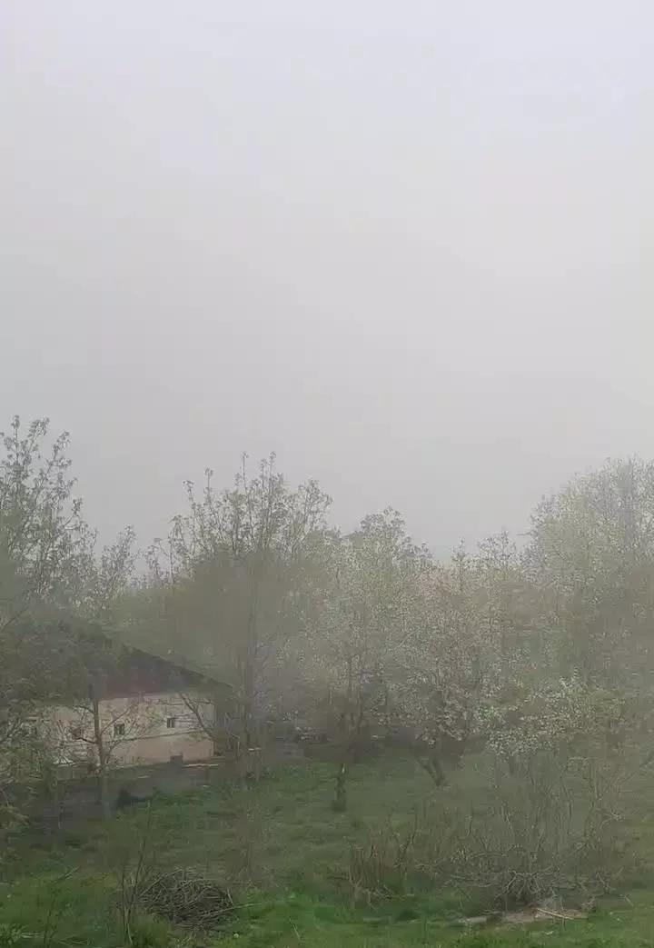 ویلا _سه طبقه_۲۷۰ متر بنا_سند تک برگ