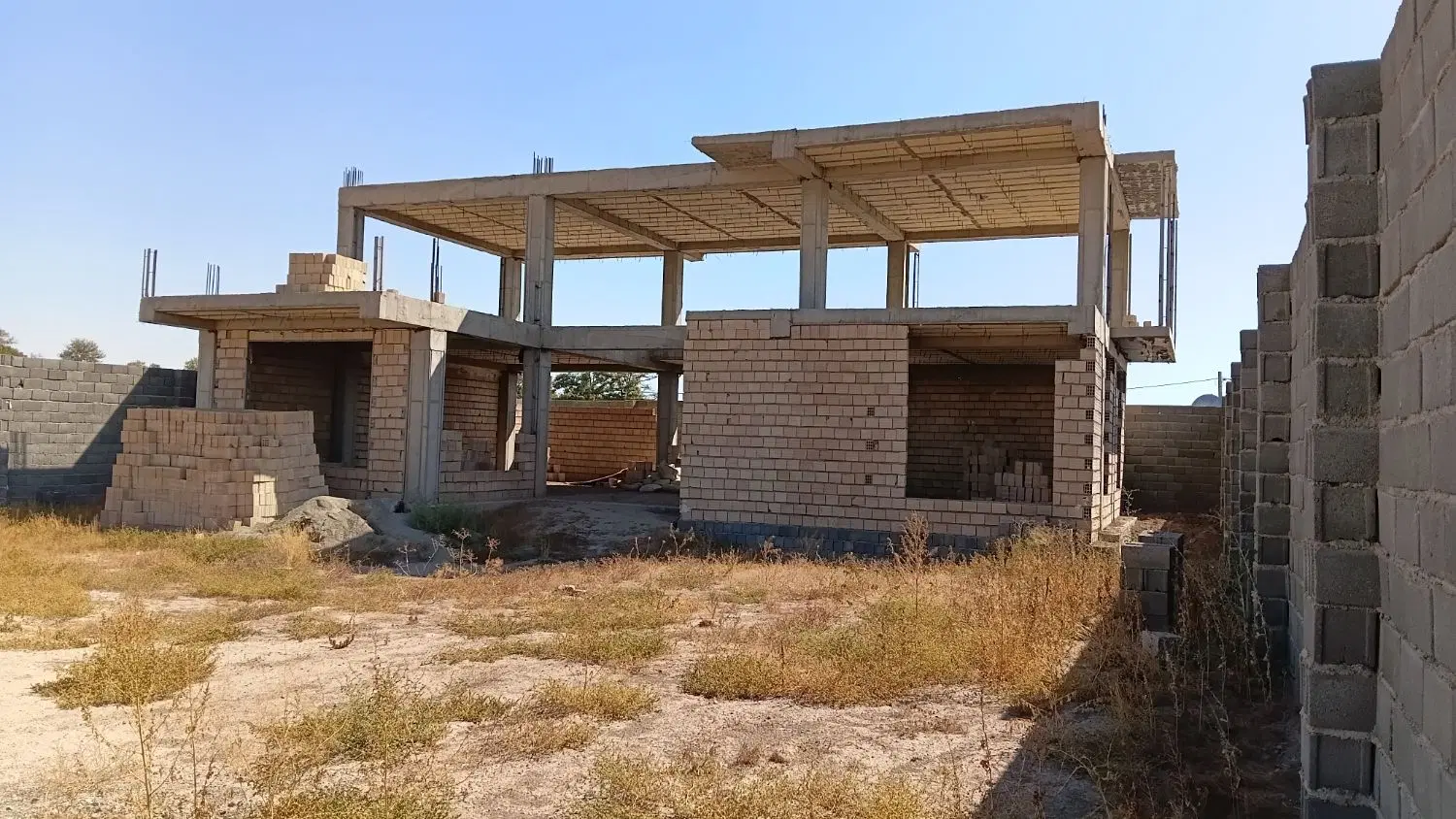 ویلا هزار متری حومه هشتگرد