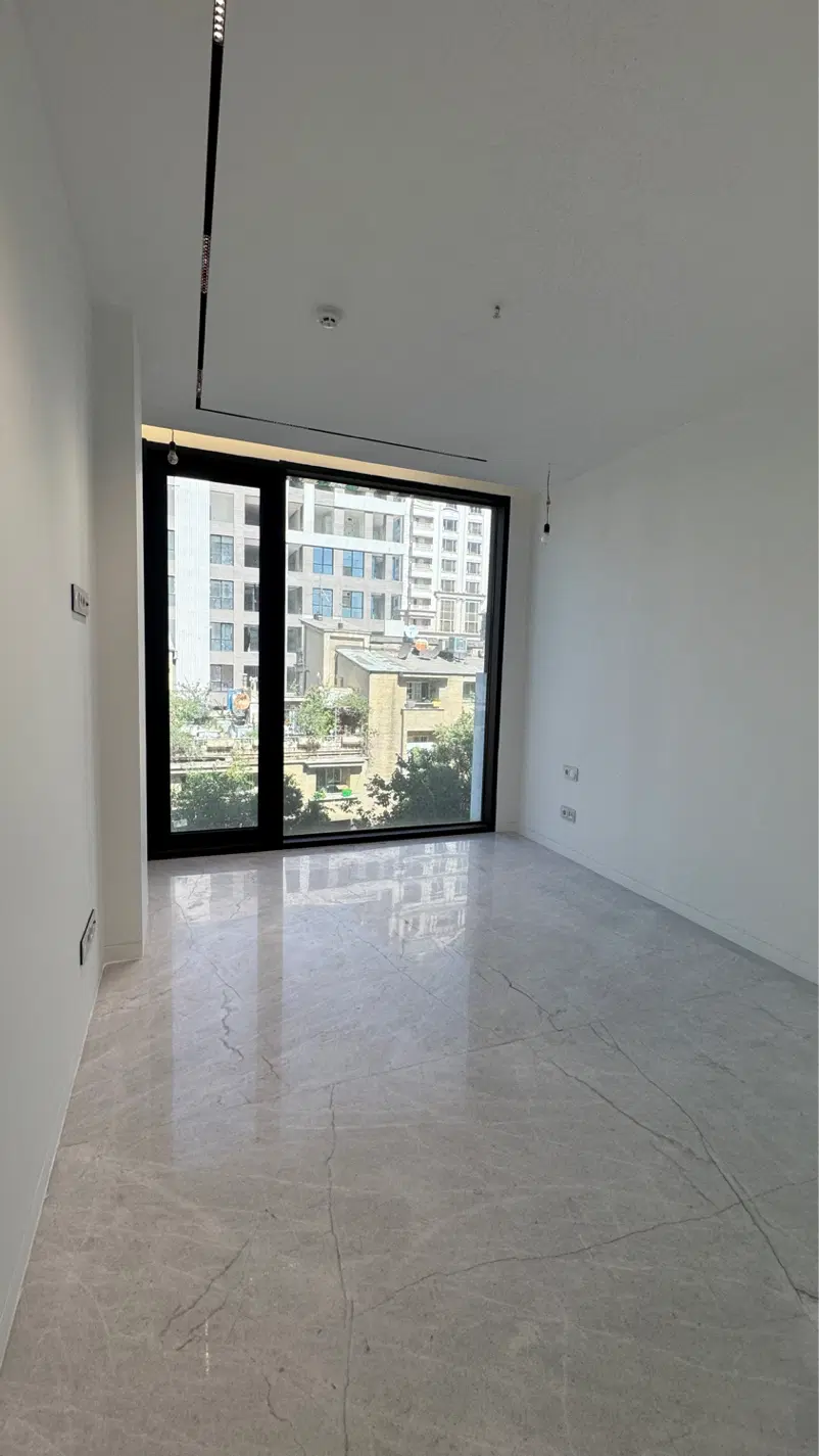 ۲۲۰متر تاپ‌متریال ویو ابدی شاهکار مدرن