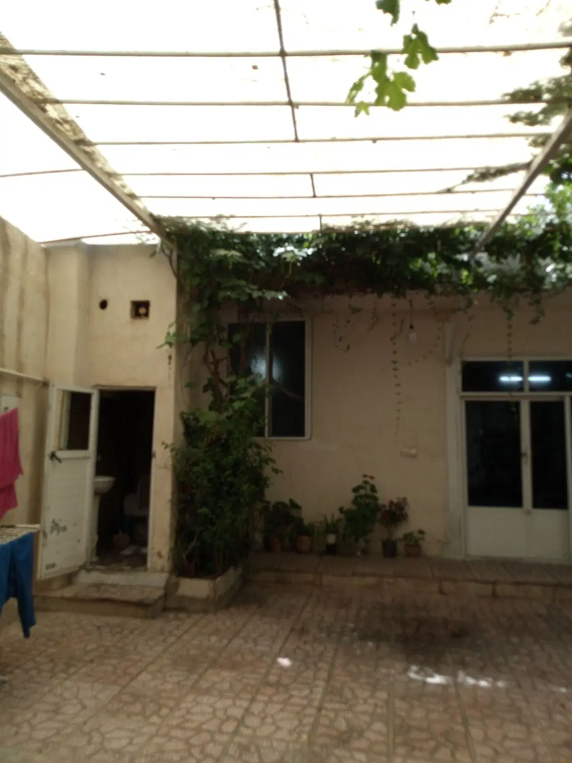 خانه ویلایی بسیا ر شیک تمیز با ویوی عالی بفرش