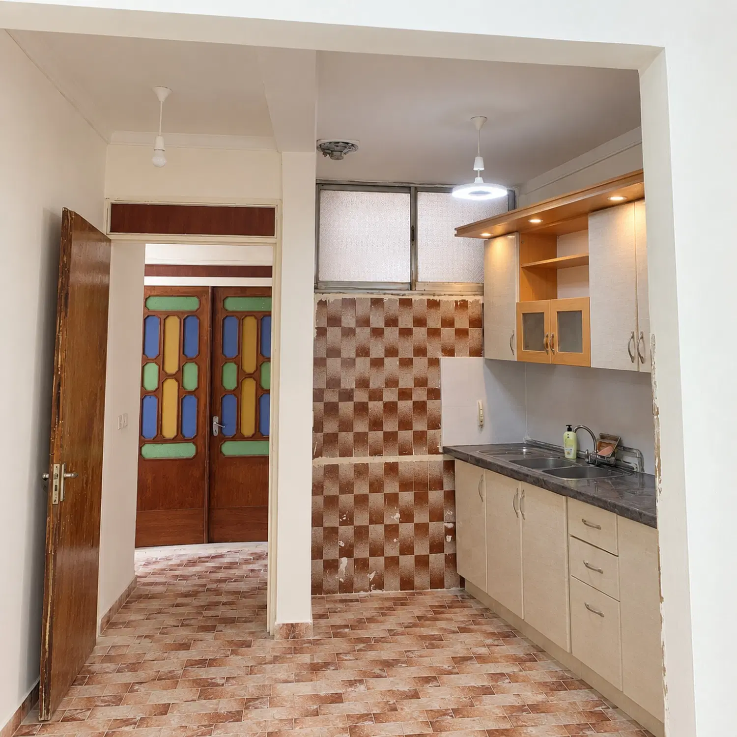 ۷۰ متر دوخواب عدالت ۷۲  پارکینگ، انباری و تراس