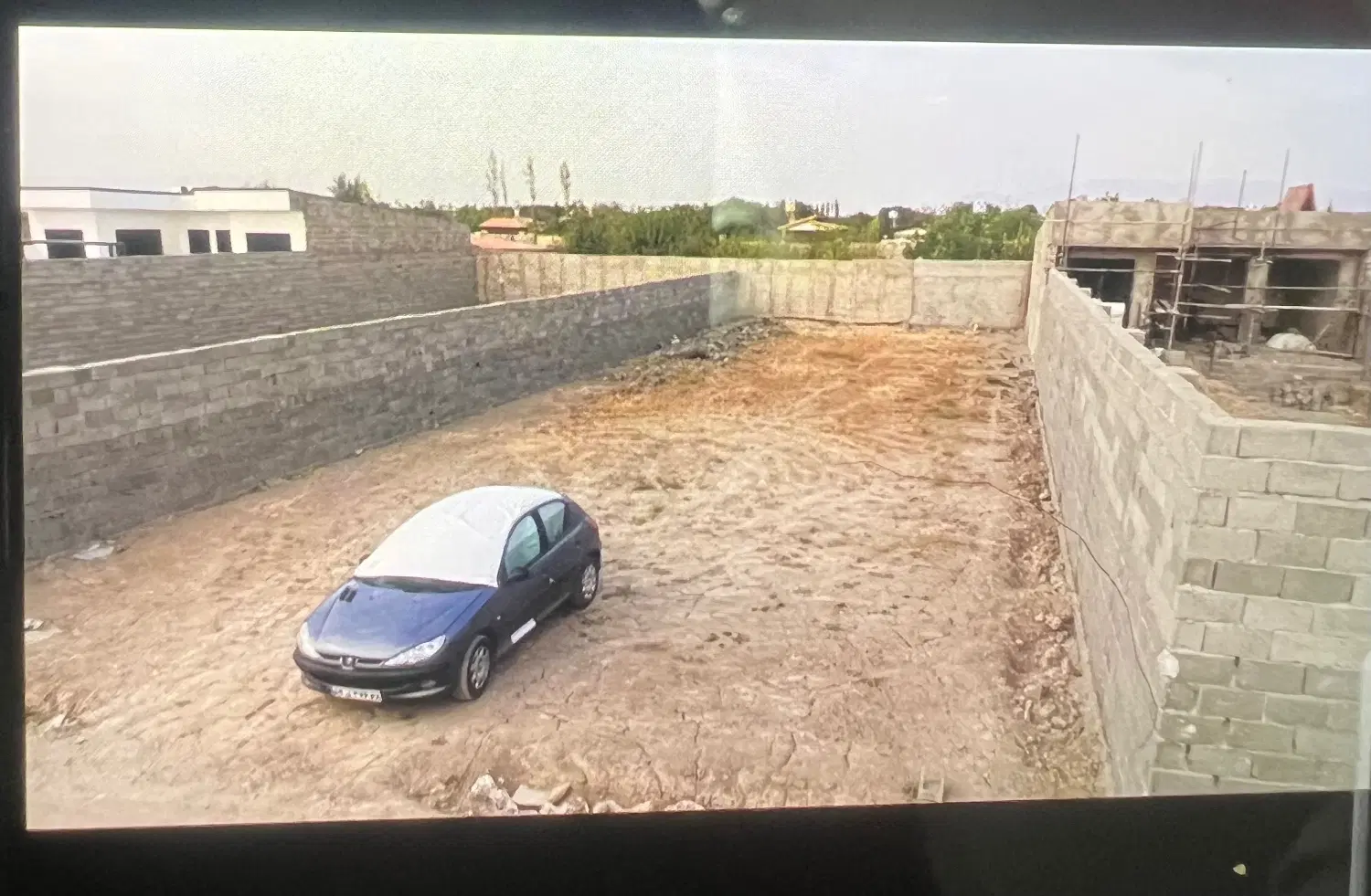 زمین چهار دیوار ی شهرکی خیابان دمیرچی بین ۷و۸غربی