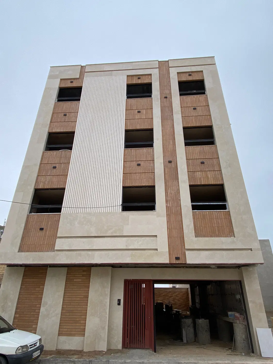 اپارتمان تک واحدی