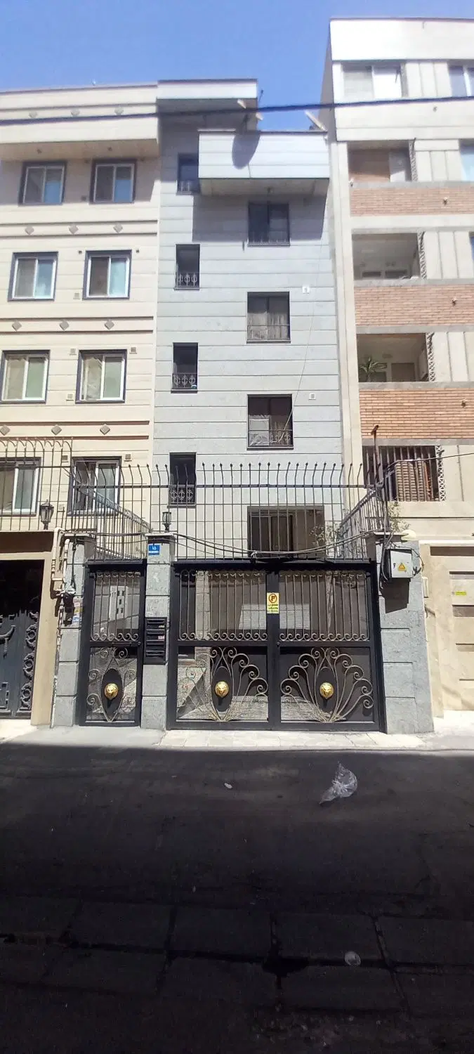 اجاره دار کوچه ۱۹