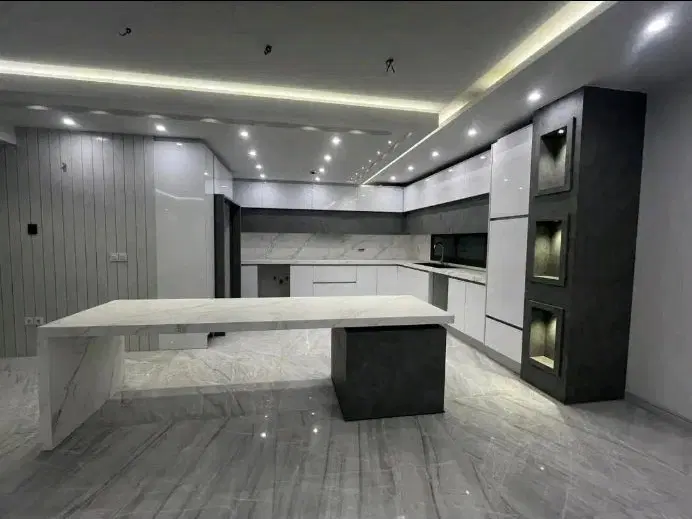 آپارتمان۹۰متردرحدصفر*نظرشرقی_بلوارملت*چهارباغ بالا