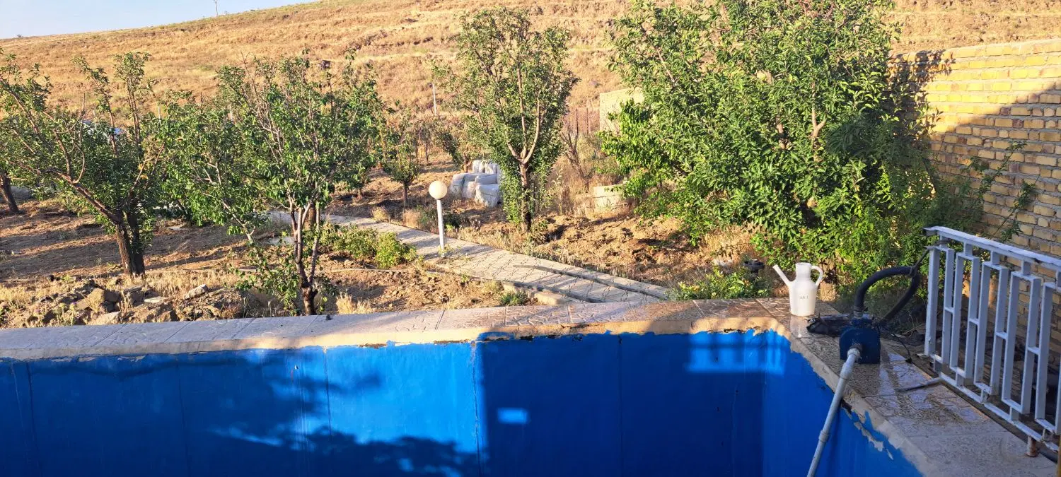 باغ ابتدای جاده سد