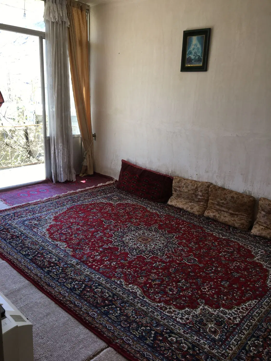 خانه باغ واقع در میگون