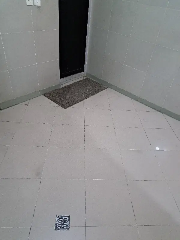 فروش زیر زمین تجاری در خیابان امام بعثت