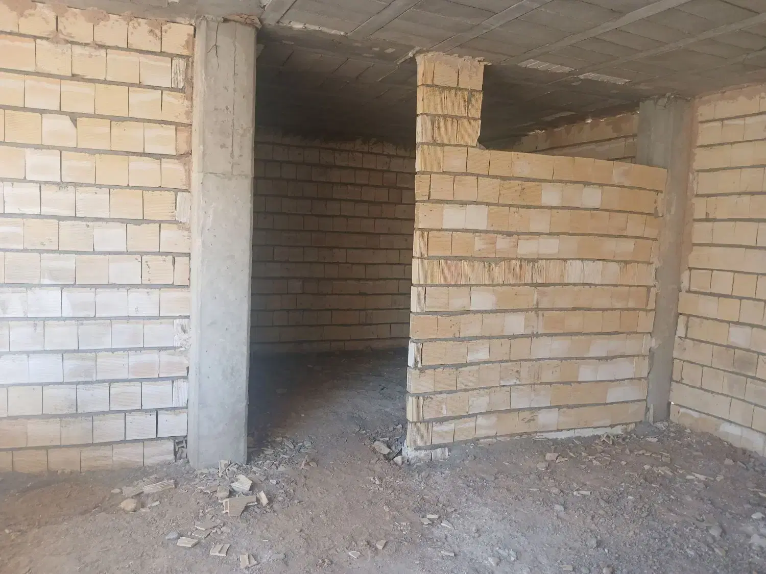 خانه طبقه همکف شهرک طالقانی( زمین )