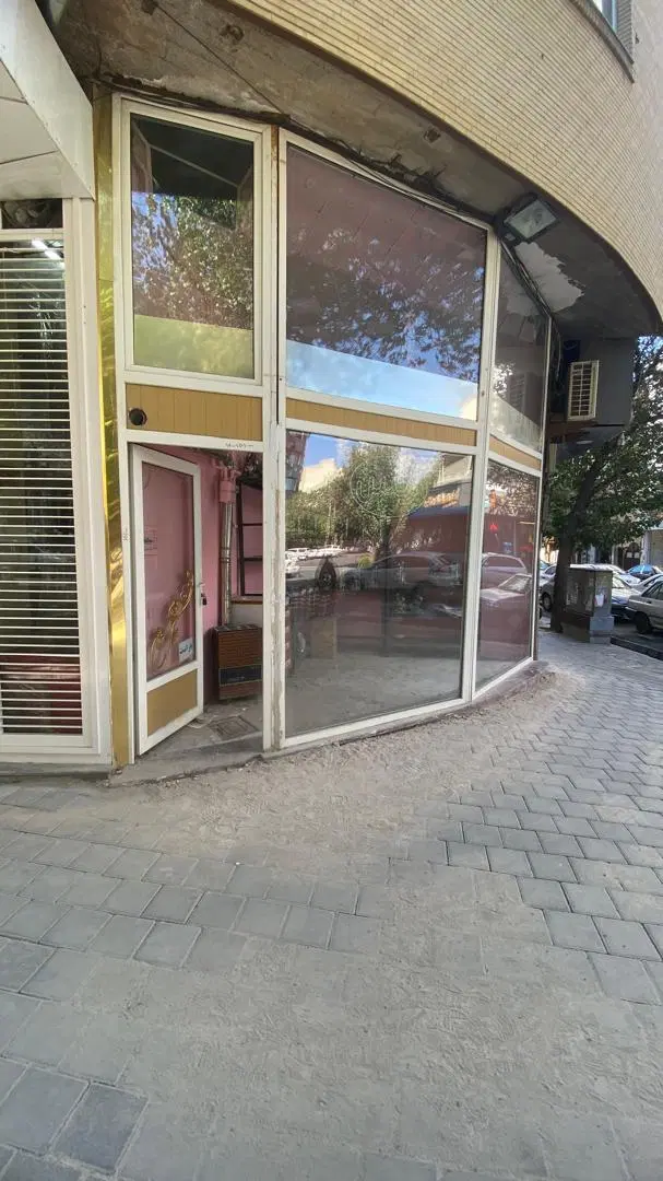 فروش مغازه بر خیابان شهناز