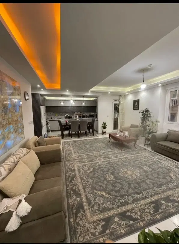 آپارتمان دو خوابه وپارکینگ 90متری4700 باانشعابات