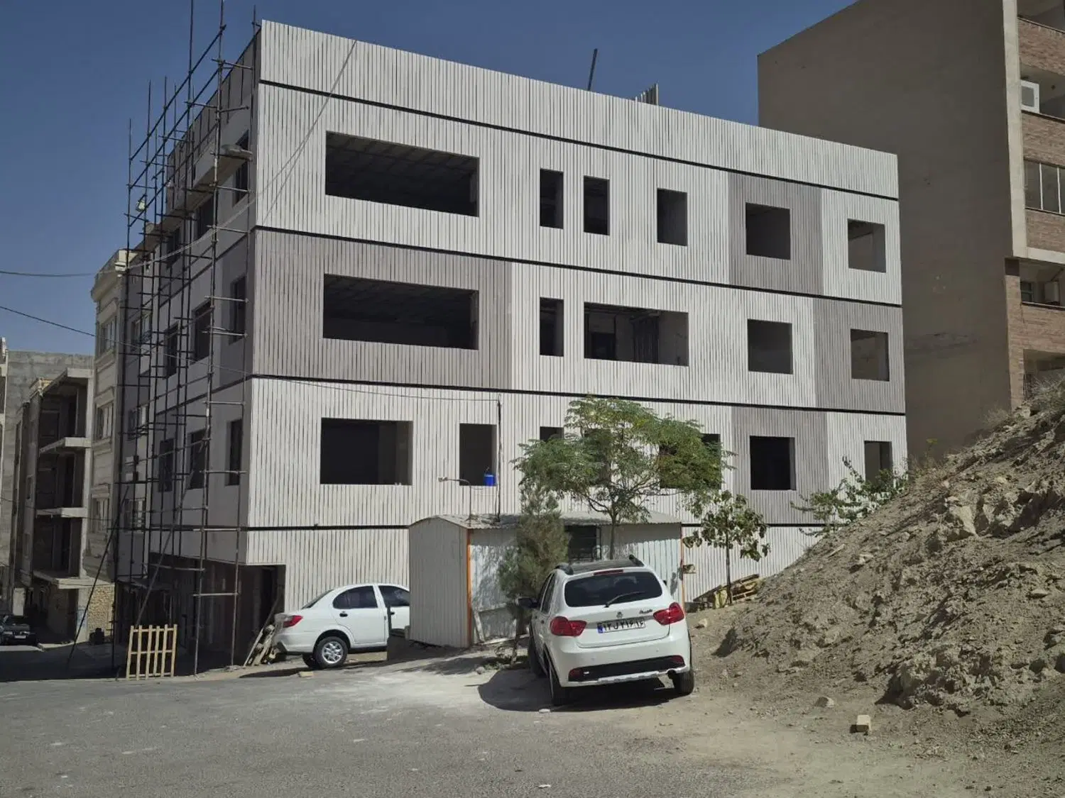 ولیعصر شرقی _جنوبی_کلا ۴واحد
