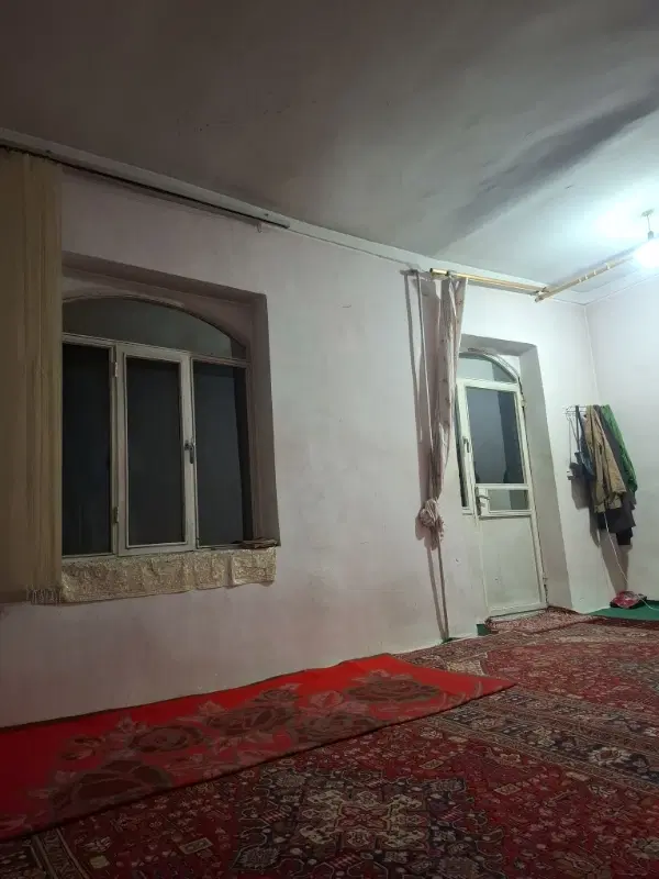 هم‌ خونه