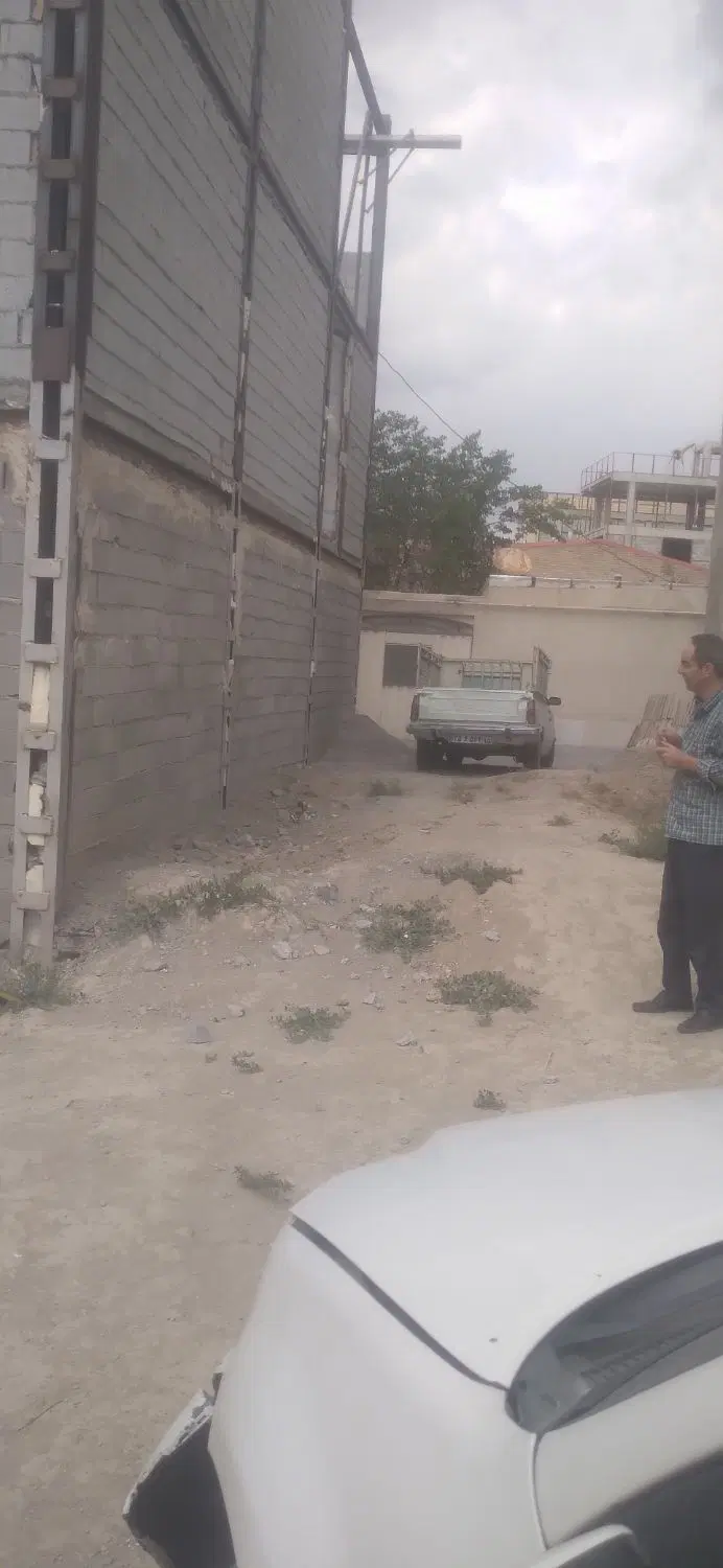 زمین مسکونی