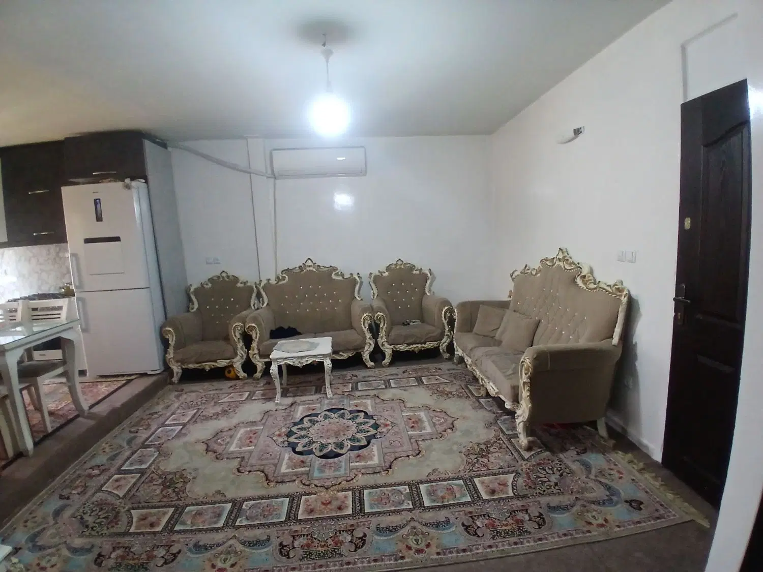 آپارتمان خیابان کاوه با پارکینگ و آسانسور
