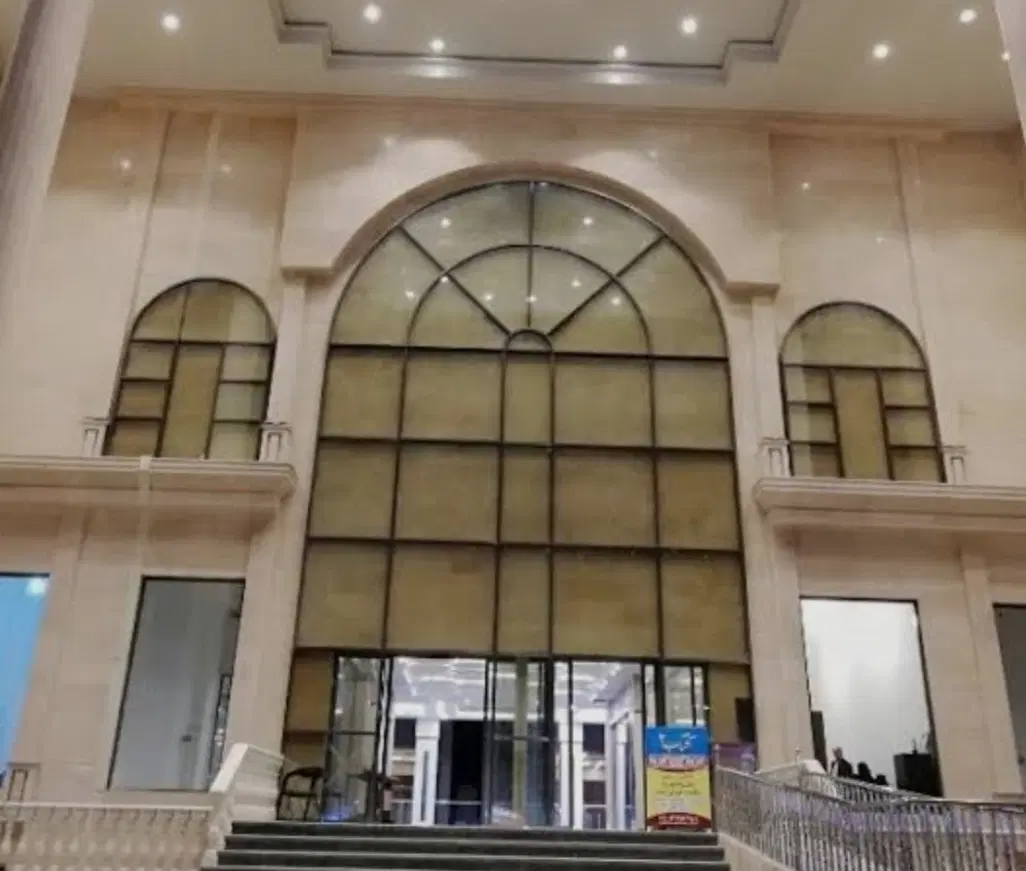 مغازه مجتمع تجاری افتاب ۲ سرخواجه