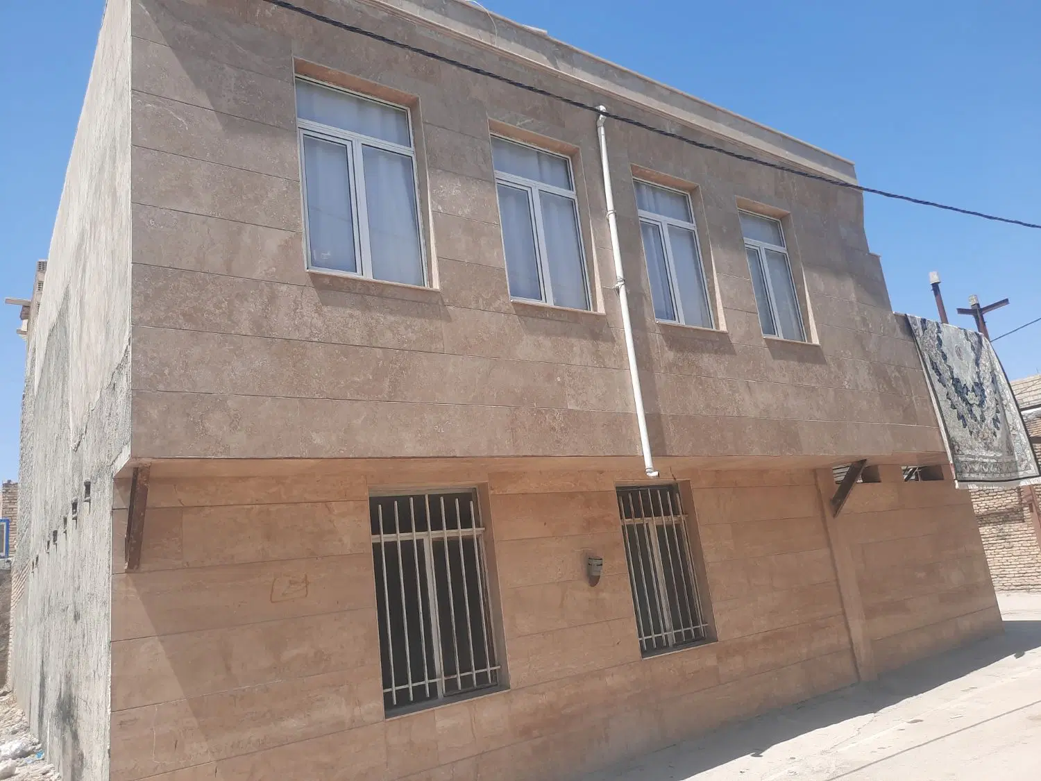 فروش ساختمان دوطبقه دو بر در کهریز