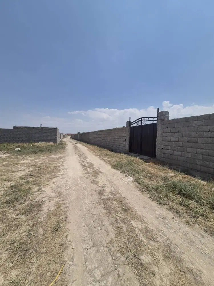 ۳۳۰ زمین مسکونی