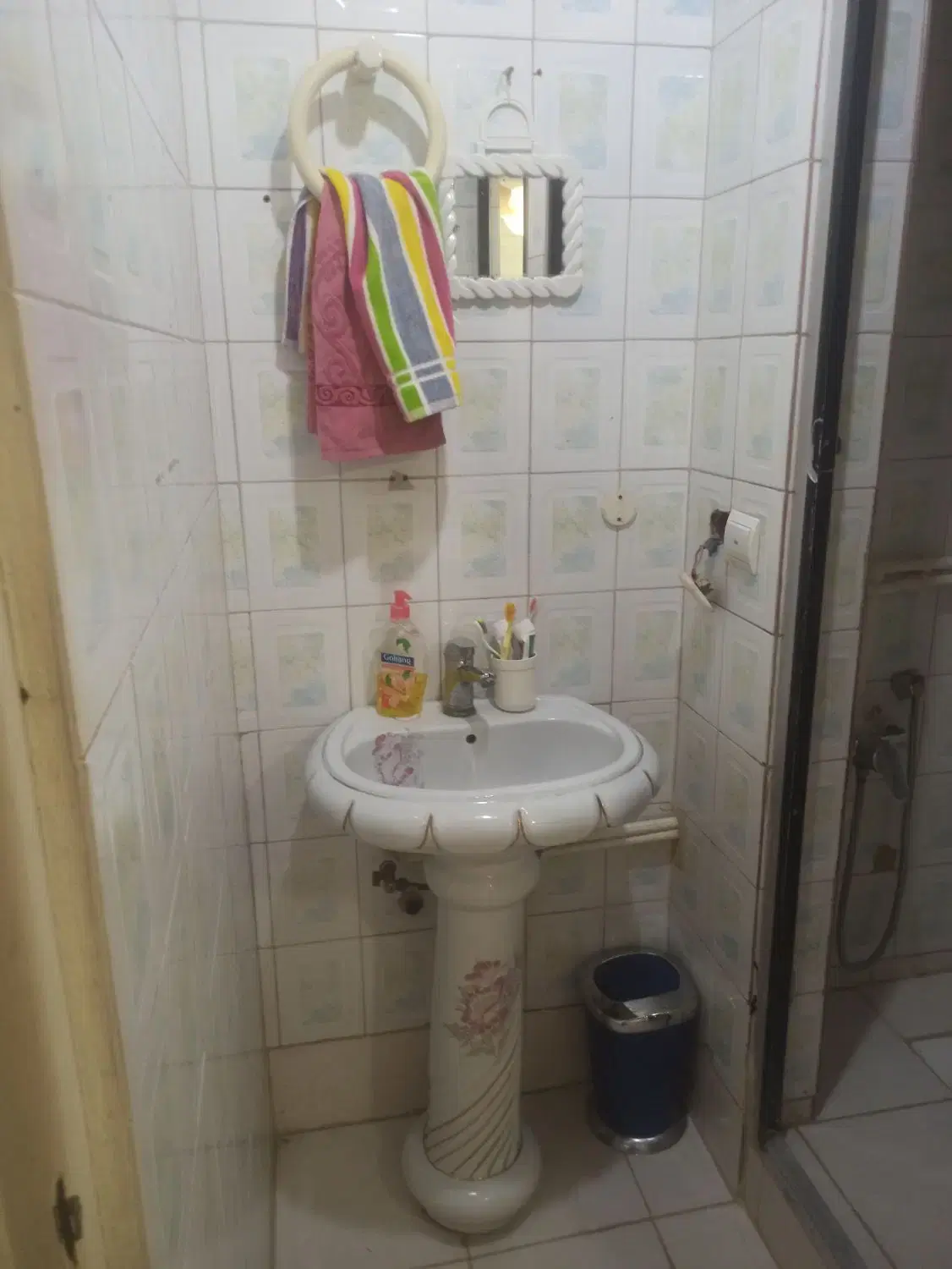آپارتمان چهل متری طبقه سوم