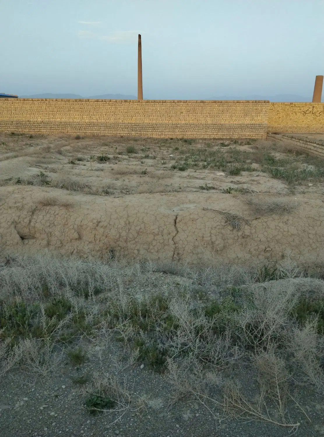 زمین  در حاجی اباد سمت بلوک زنی