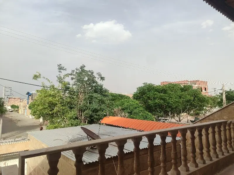 مغازه 22 متر میدان رسالت نبش خیابان وحدت
