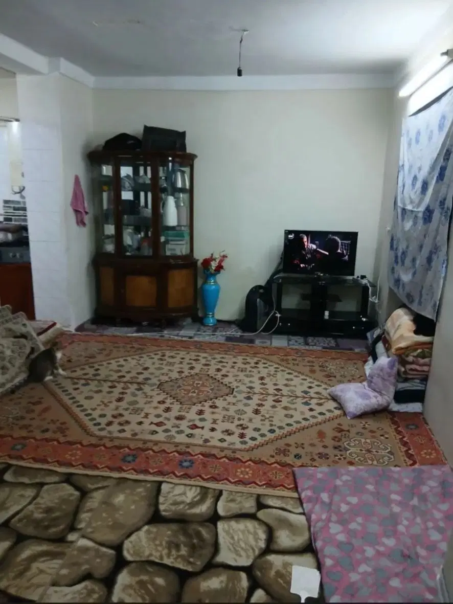 فروش ملک دربستی کلنگی