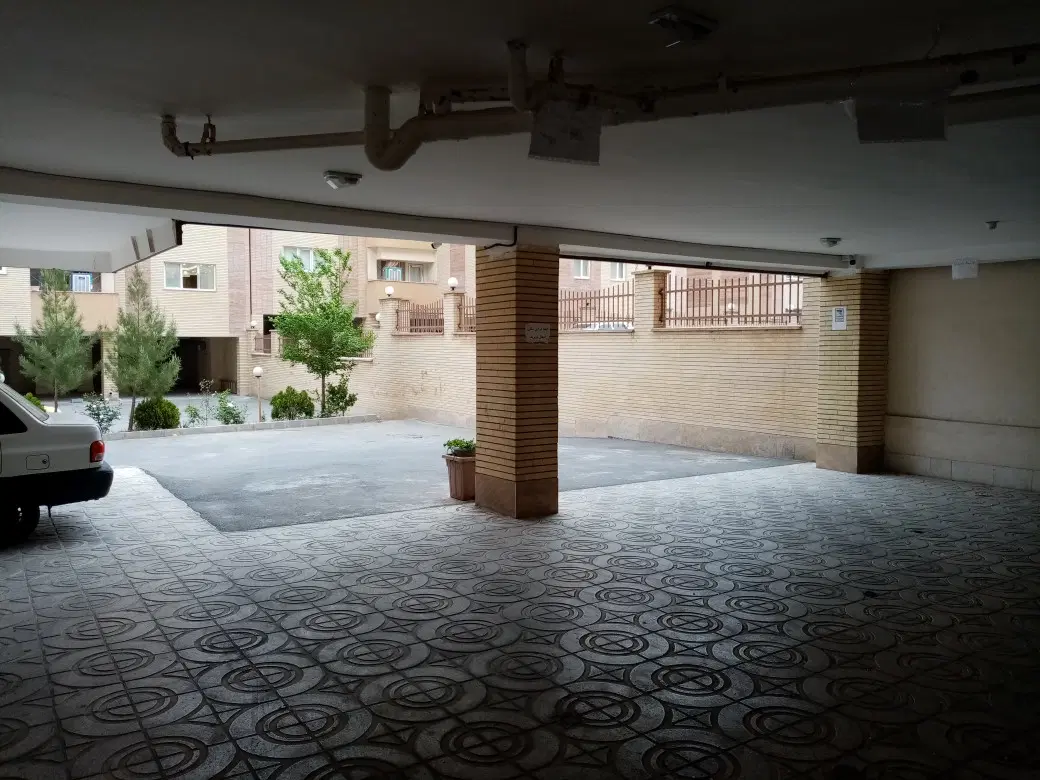 آپارتمان شیک و زیبا مسکن مهر فولادشهر محله اف ۵
