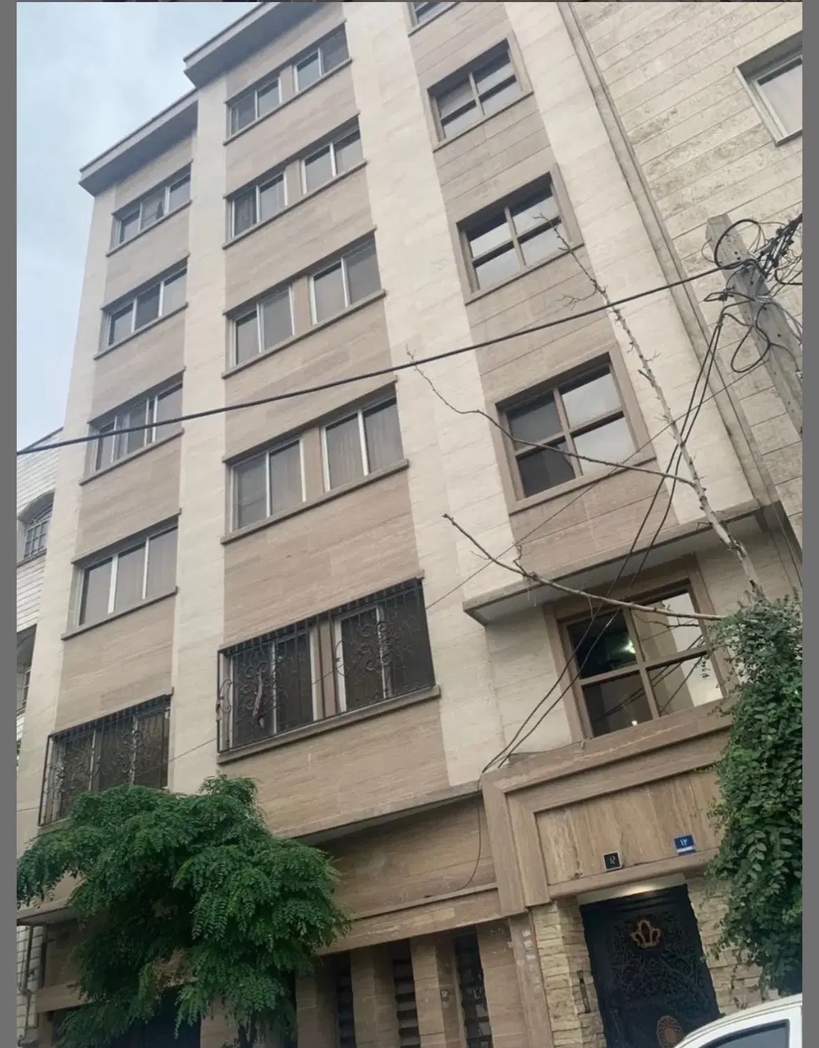 آپارتمان ۱۲۸ متری _ ۳ خواب _ تک واحد
