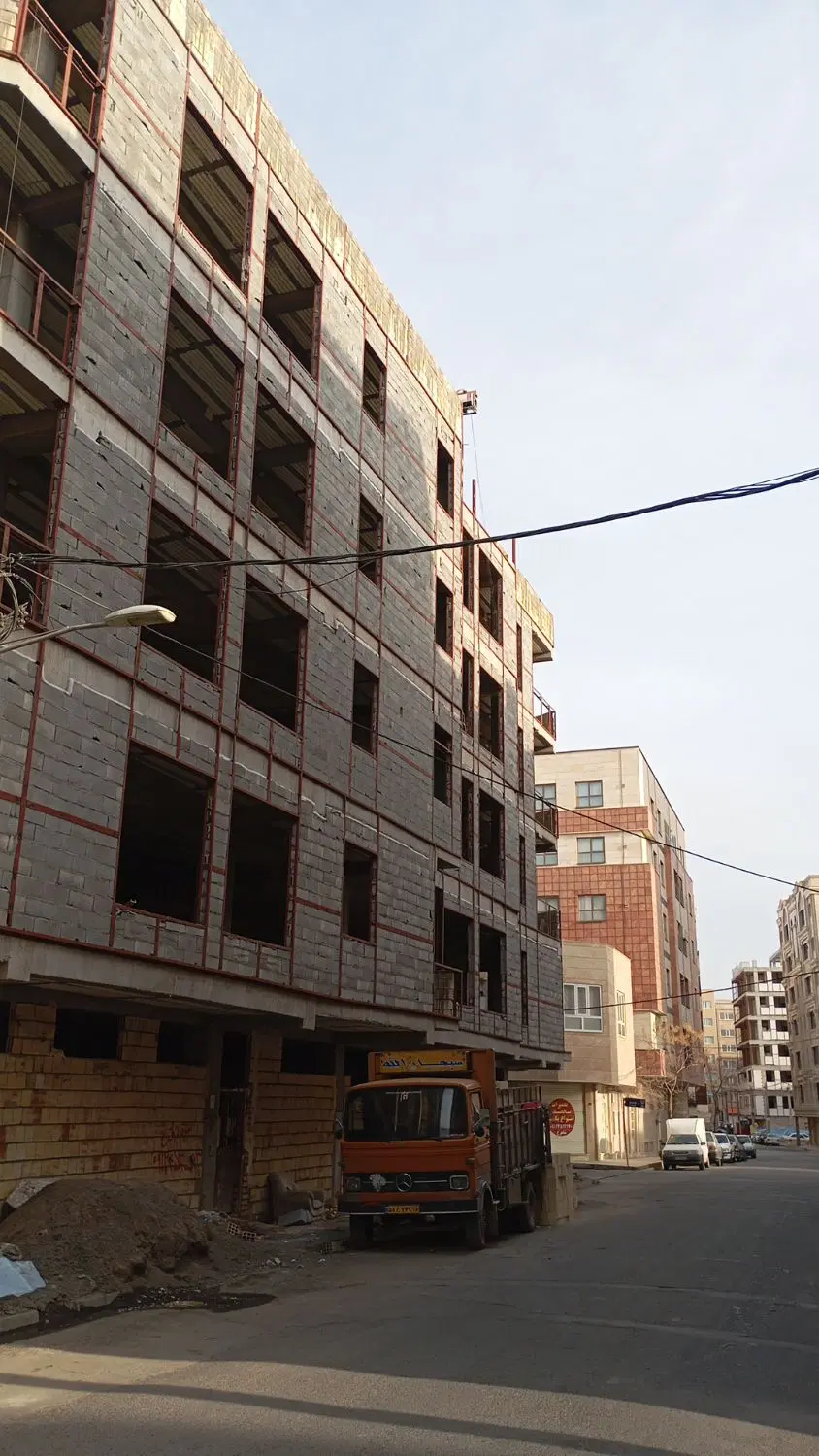 شهرک سازان ۲۴۰ متری شمالی