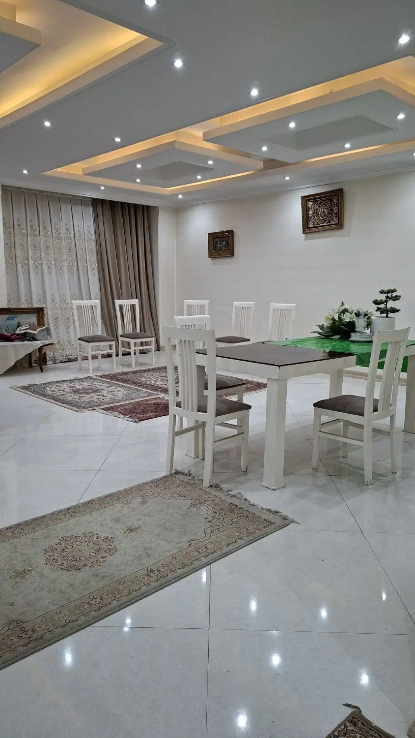 آپارتمان ۱۷۹ متری اندیشه شهرک راه اهن