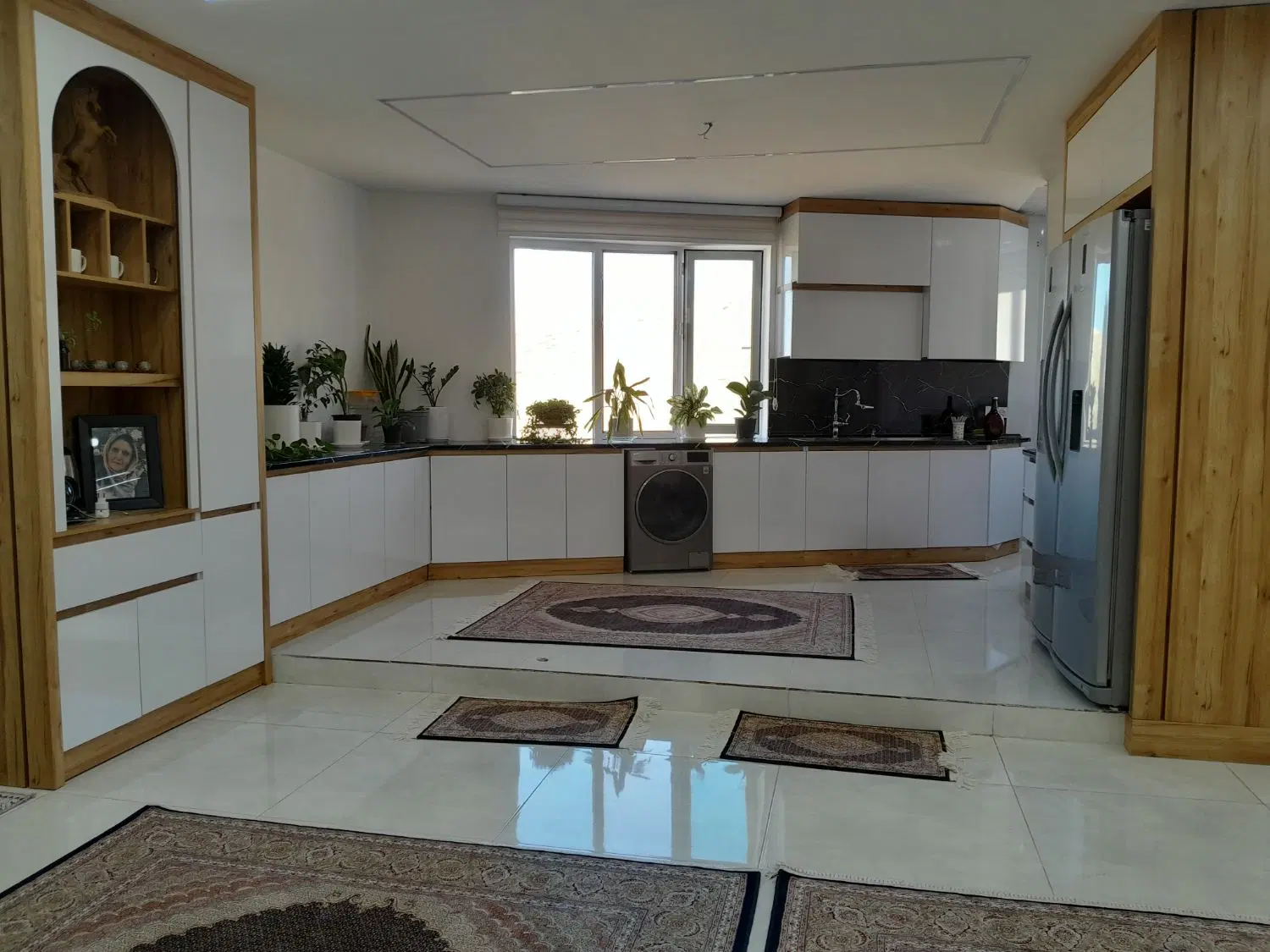 فروش ساختمان ۴ طبقه