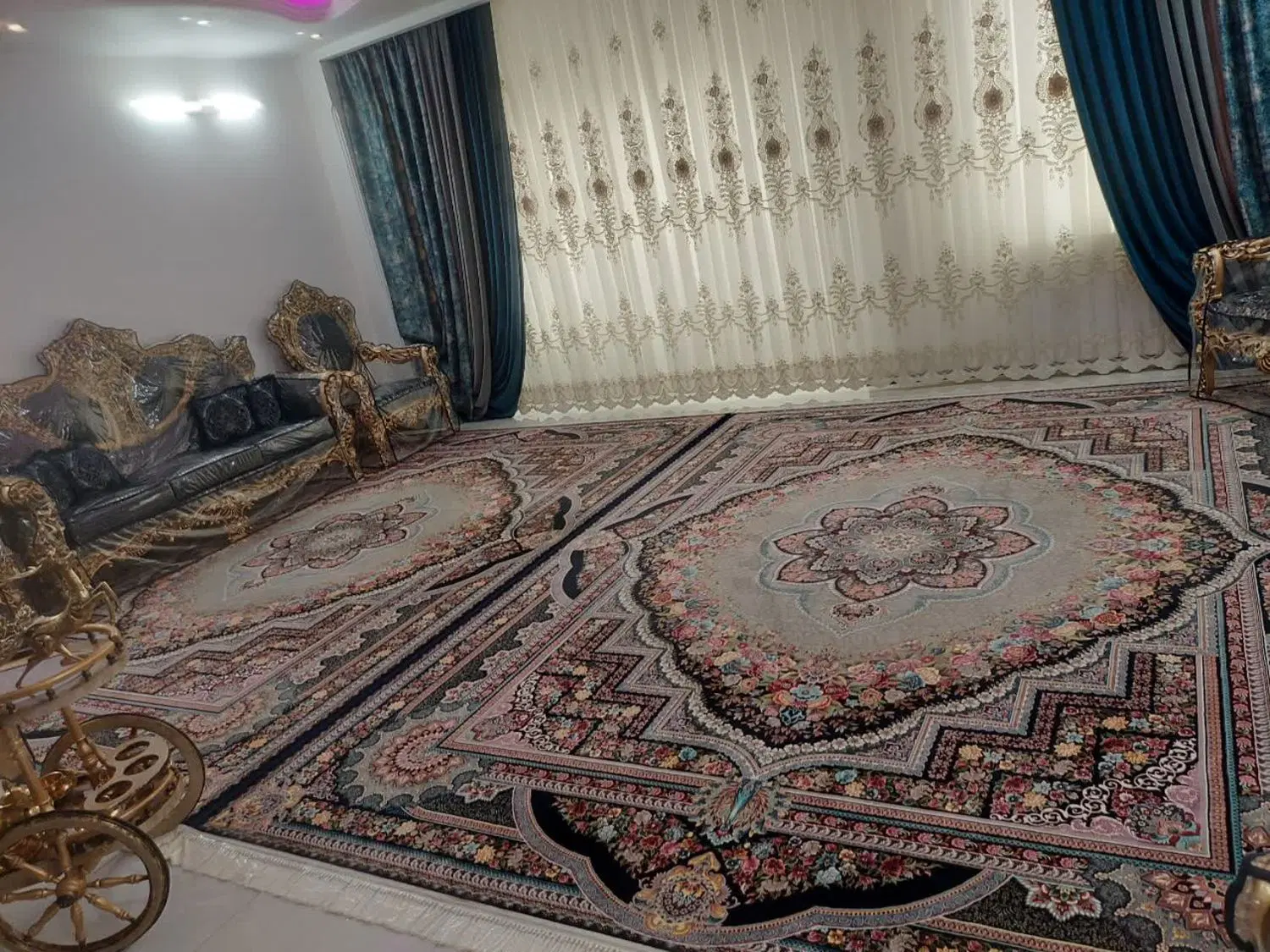 واحدفراشاهی ۱۱۰متری دوخواب